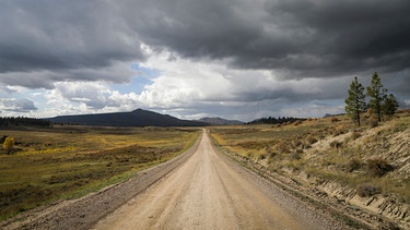 Piste in die Wildnis - Auf dem Weg zum McPhee Reservoir im Südwesten von Colorado | Bild: BR/Dirk Rohrbach