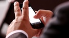 RSS-Feeds lassen sich auf dem Smartphone einfach nutzen | Bild: picture-alliance/dpa